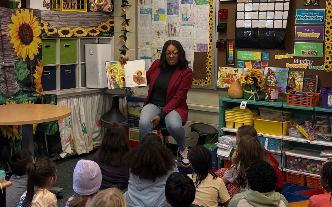 Sen. Anthony, Delta Dental Celebrate Joy of Reading, Dental Health During Reading Month at Holt Public Schools