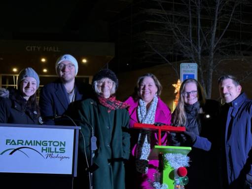 Farmington Hills Tree Lighting Ceremony 