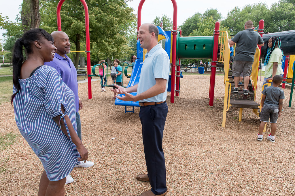 Generic Playground 3 Creating New Community<br />
Greenspaces