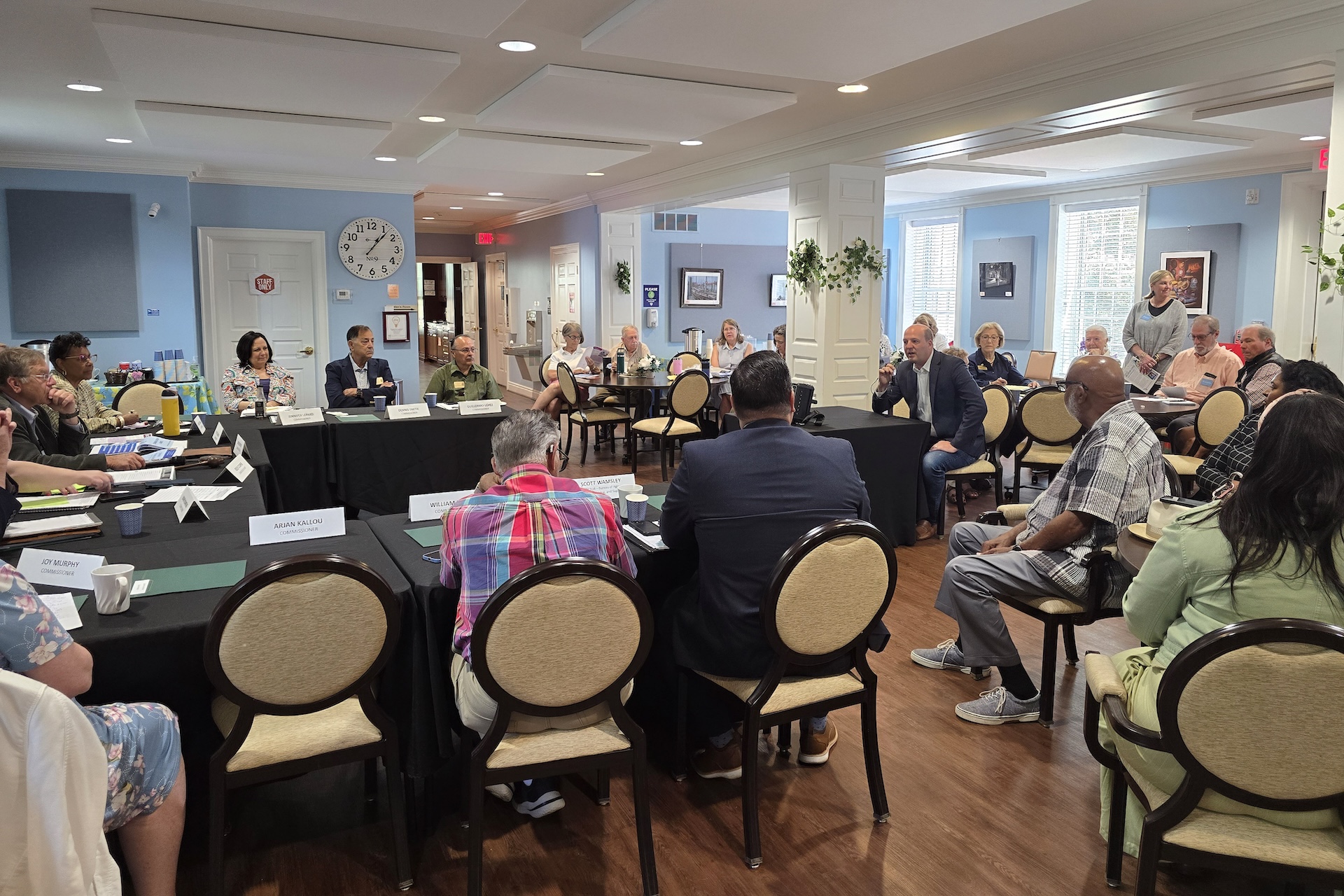 I recently had the pleasure of welcoming them to the Helm in Grosse Pointe Farms for a listening session where we sat down and heard directly from seniors on what resources and support they need most. 