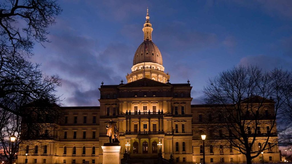 Sen. Klinefelt, Michigan Senate Passes Bipartisan Bill to Establish February 1 as Blue Star Mothers Day in Michigan 