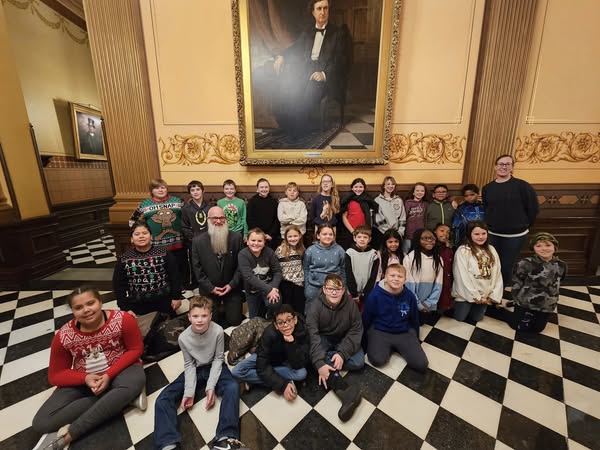 Students Visit the Capitol 